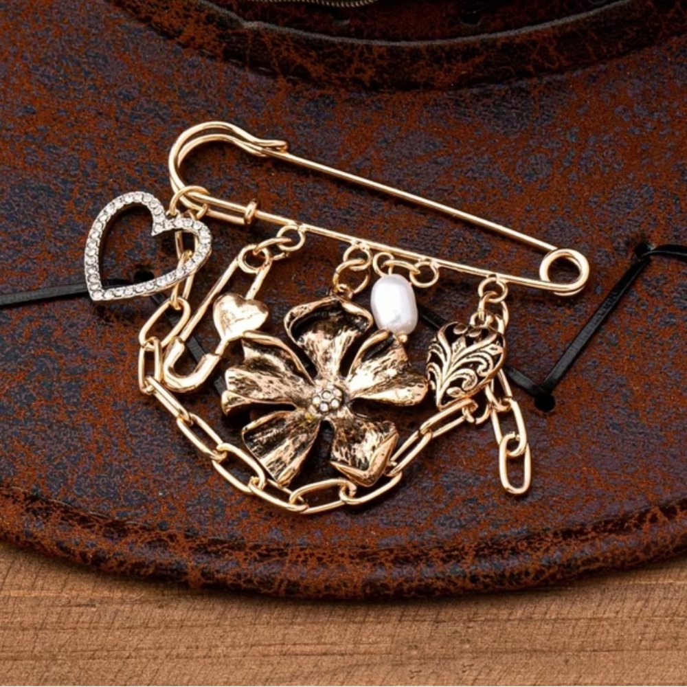 Gold Charm Dangle Brooch with Heart and Flower Charms New In Packaging - Picture 3 of 3